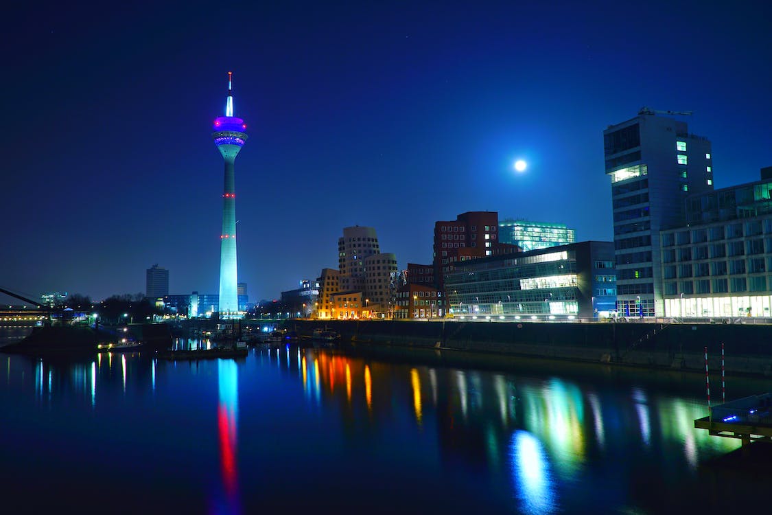 Dusseldorf met Venlo Taxi